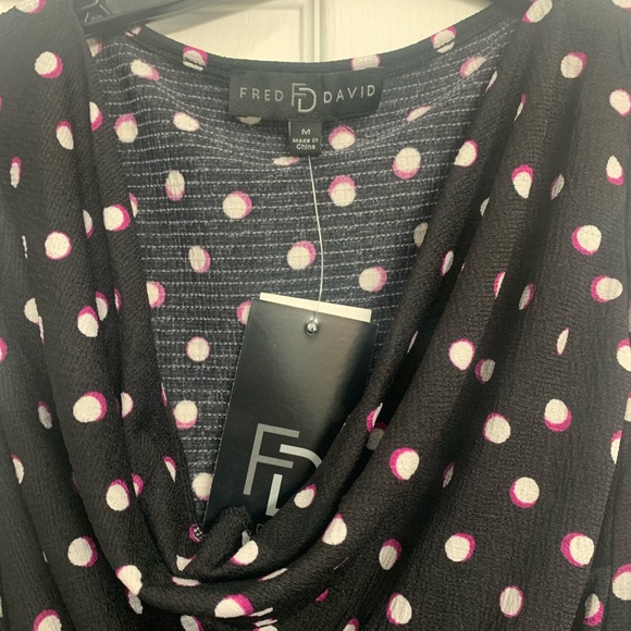 2for20  NWT Fred David Scoop Front Top Blouse Medium - Picture 3 of 4